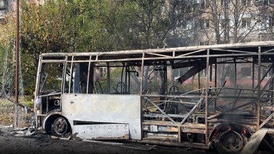 Місце удару по автобусах в Краматорську, 8 жовтня 2026 року.