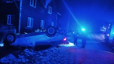 У ДТП на Івано-Франківщині загинула людина, ще одна — травмувалася У ДТП на Івано-Франківщині загинула людина, ще одна — травмувалася