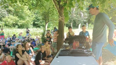 У Луцьку більше сотні дітей навчаються у літній школі туризму У Луцьку більше сотні дітей навчаються у літній школі туризму