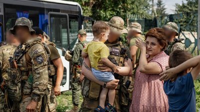 Волинські спецпризначенці повернулися на ротацію до Луцька Волинські спецпризначенці повернулися на ротацію до Луцька