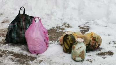 Будматеріали та продукти харчування: у громаді на Полтавщині збирають допомогу жителям Херсонщини Будматеріали та продукти харчування: у громаді на Полтавщині збирають допомогу жителям Херсонщини