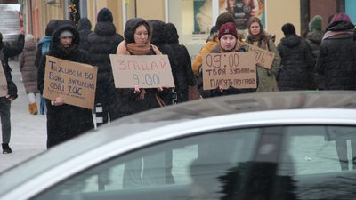 В Ужгороді двічі на тиждень проводитимуть акцію вшанування пам'яті полеглих захисників В Ужгороді двічі на тиждень проводитимуть акцію вшанування пам'яті полеглих захисників