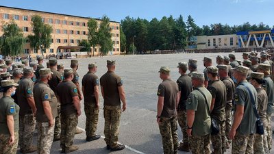 Майже 3500 військових Харківщини повернулися з ротації в зоні ООС Майже 3500 військових Харківщини повернулися з ротації в зоні ООС