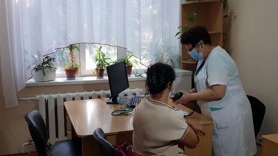 В Олешківській амбулаторії на Херсонщині вакцинували 2300 людей - планують щепити 20 тисяч В Олешківській амбулаторії на Херсонщині вакцинували 2300 людей - планують щепити 20 тисяч