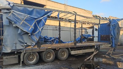 пошкоджений причіп через удар "Ланцета" по Харкову 24 жовтня