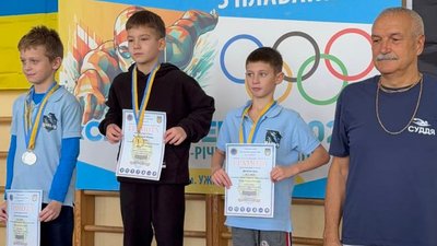 Спортсмени