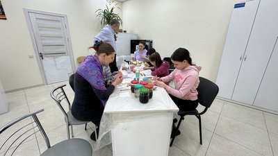 заняття розпис писанок бджолиний віск діти Краматорськ Донецька область заняття розпис писанок бджолиний віск діти Краматорськ Донецька область
