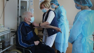 Обов’язкова вакцинація для освітян та держслужбовців. Що не так Обов’язкова вакцинація для освітян та держслужбовців. Що не так