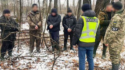 Бурштин, поліція, прокуратура, підозра, кримінал