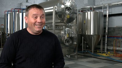 Зварили перше пиво, коли навколо стояли російські війська: у Ніжині запрацювала броварня Зварили перше пиво, коли навколо стояли російські війська: у Ніжині запрацювала броварня