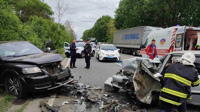 В аварії на Вінниччині загинули дві людини В аварії на Вінниччині загинули дві людини