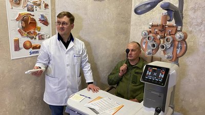 У Вінниці лікар-офтальмолог проводить безкоштовні огляди військовослужбовців У Вінниці лікар-офтальмолог проводить безкоштовні огляди військовослужбовців