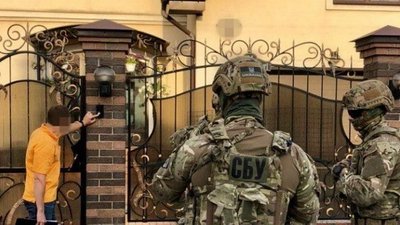 У "Слузі народу" вимагають відсторонення глави ОТГ Київщини, якого підозрюють у шахрайстві