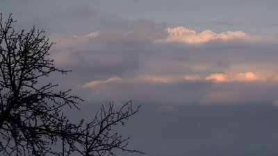 На околиці Львова пролунали вибухи
