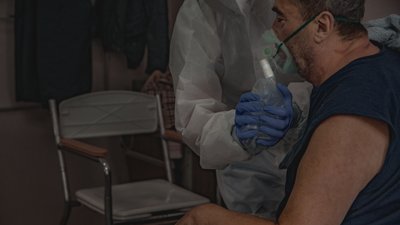 На Хмельниччині майже 14 тисяч хворих на ковід. Сьогодні додалося ще понад півтисячі