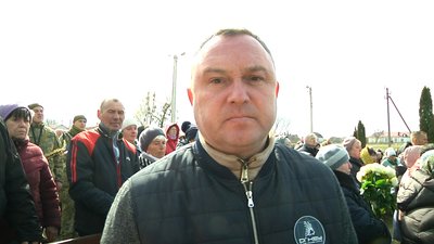 На Житомирщині попрощалися з загиблим військовим 95 десантно-штурмової бригади Дмитром Пилипчуком На Житомирщині попрощалися з загиблим військовим 95 десантно-штурмової бригади Дмитром Пилипчуком