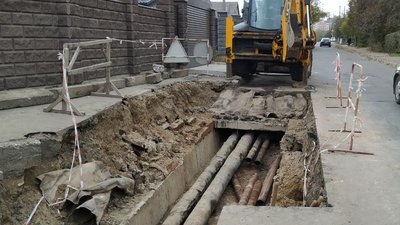 У Луцьку майже 40 будинків – без гарячої води: де ремонтують тепломережі