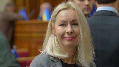 Олена Вінтоняк