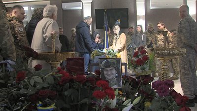 У Запоріжжі попрощалися із сержантом Іллєю Волошиним У Запоріжжі попрощалися із сержантом Іллєю Волошиним