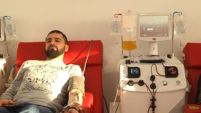 Хмельничанин Андрій став першим донором центру плазми. Хмельничанин Андрій став першим донором центру плазми.