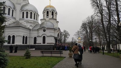 На Хмельниччині продовжується протистояння між вірянами УПЦ (МП) й ПЦУ