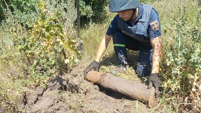 Мінометна міна, яку виявили у Гадяцькому районі Мінометна міна, яку виявили у Гадяцькому районі