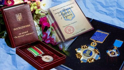 Зеленський відзначив 12 миколаївців орденами та почесними званнями