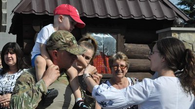 У Тернополі танцювальний клуб організував благодійний концерт