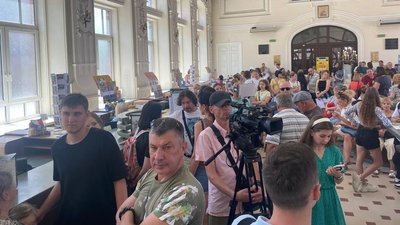 У Дніпрі погасили нову марку “Мрія” від “Укрпошти” У Дніпрі погасили нову марку “Мрія” від “Укрпошти”