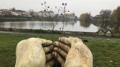 Харківський архітектор виготовив скульптуру для громади на Тернопільщині Харківський архітектор виготовив скульптуру для громади на Тернопільщині