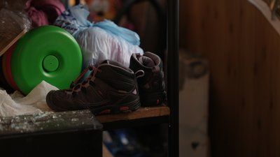 “Було страшно: летіло й гуло”: сум'яни про влучання у двір багатоповерхівки