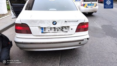 Домовився про тест-драйв: в Одесі чоловіка підозрюють у викраденні автомобіля Домовився про тест-драйв: в Одесі чоловіка підозрюють у викраденні автомобіля