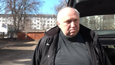 Благодійний фонд допомагає гуманітаркою та їжею власного приготування від жителів Житомирщини Благодійний фонд допомагає гуманітаркою та їжею власного приготування від жителів Житомирщини