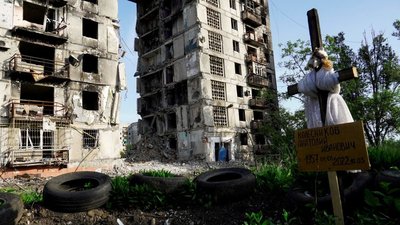 Більше 10 тисяч нових могил в окупованому Маріуполі — розслідування