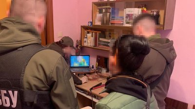 Судитимуть черкащанку, яка передавала росіянам інформацію про військових