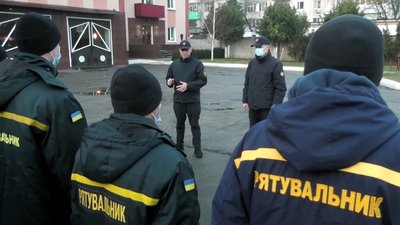 Рятувальники Херсонщини відправились на Схід допомагати населенню Рятувальники Херсонщини відправились на Схід допомагати населенню