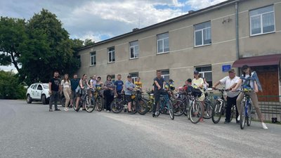 У громаді на Тернопільщині відбувся благодійний веломарафон У громаді на Тернопільщині відбувся благодійний веломарафон