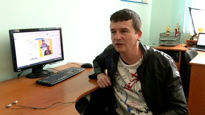Шоумен з Рівного робить меми про війну Шоумен з Рівного робить меми про війну