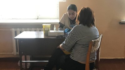 У Полтаві безплатно перевіряли рівень цукру у крові У Полтаві безплатно перевіряли рівень цукру у крові