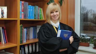 Менський районний суд: головою суду обрали Надію Волошину