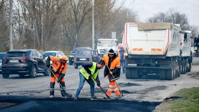 Поточний ремонт доріг у Тернополі
