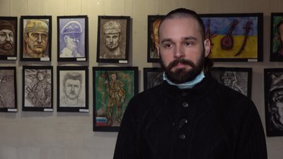 У Черкасах презентували виставку "Сім років війни" У Черкасах презентували виставку "Сім років війни"