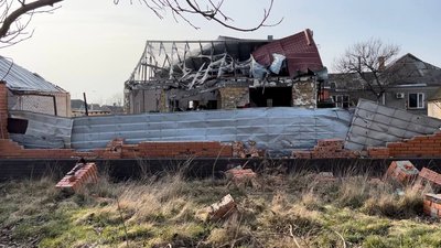 "Тяжко, дуже тяжко": жителі Херсонщини розповіли про життя в окупації та під обстрілами