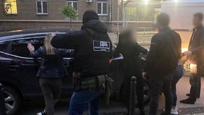В Одесі затримали двох поліцейських, яких підозрюють у сутенерстві