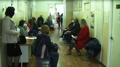 поліклініка, пацієнти
