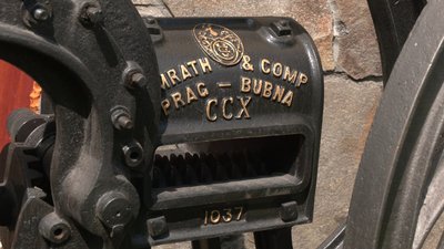 "Все почалося з бабусиної січкарні": колекціонер зі Львівщини розповів про етномузей просто неба "Все почалося з бабусиної січкарні": колекціонер зі Львівщини розповів про етномузей просто неба