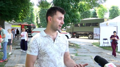 У Житомирі на відкритті "Майстерні міста 2021" дітям розповідали про особливості різних професій У Житомирі на відкритті "Майстерні міста 2021" дітям розповідали про особливості різних професій