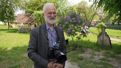 У Вінниці провели благодійну фотосесію у вишиванках У Вінниці провели благодійну фотосесію у вишиванках