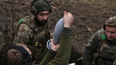 Війська РФ вдарили по будинку в Кривому Розі, Арестович хоче балотуватися в президенти. 1035 день війни. Онлайн