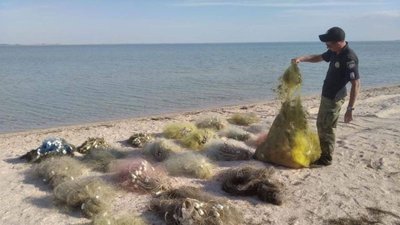 Водні поліцейські Херсонщини попередили незаконний вилов риби на суму 60 тисяч гривень